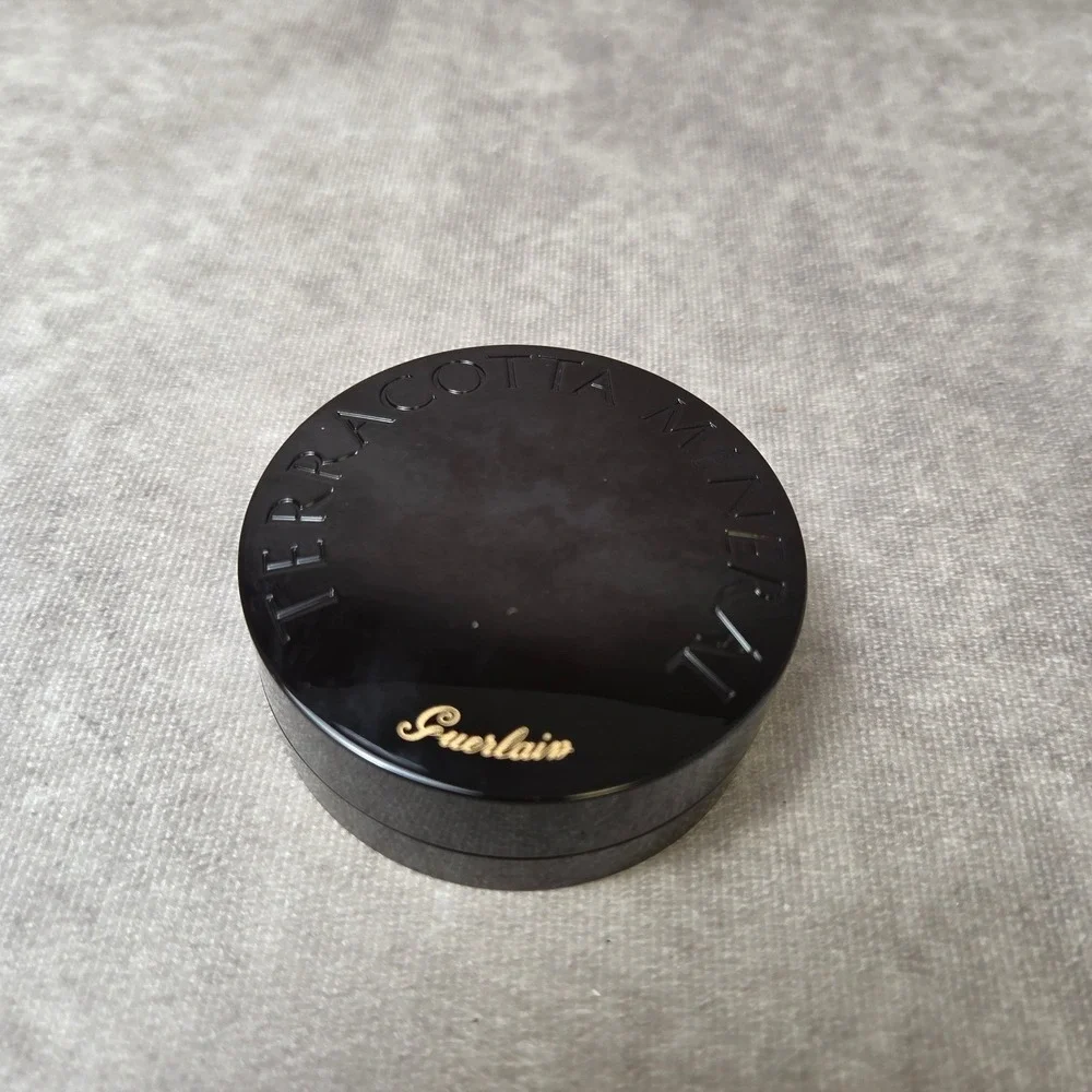 Guerlain Terracotta Mineral Flawless Complexion Bronzing Powder Loose Bronzer